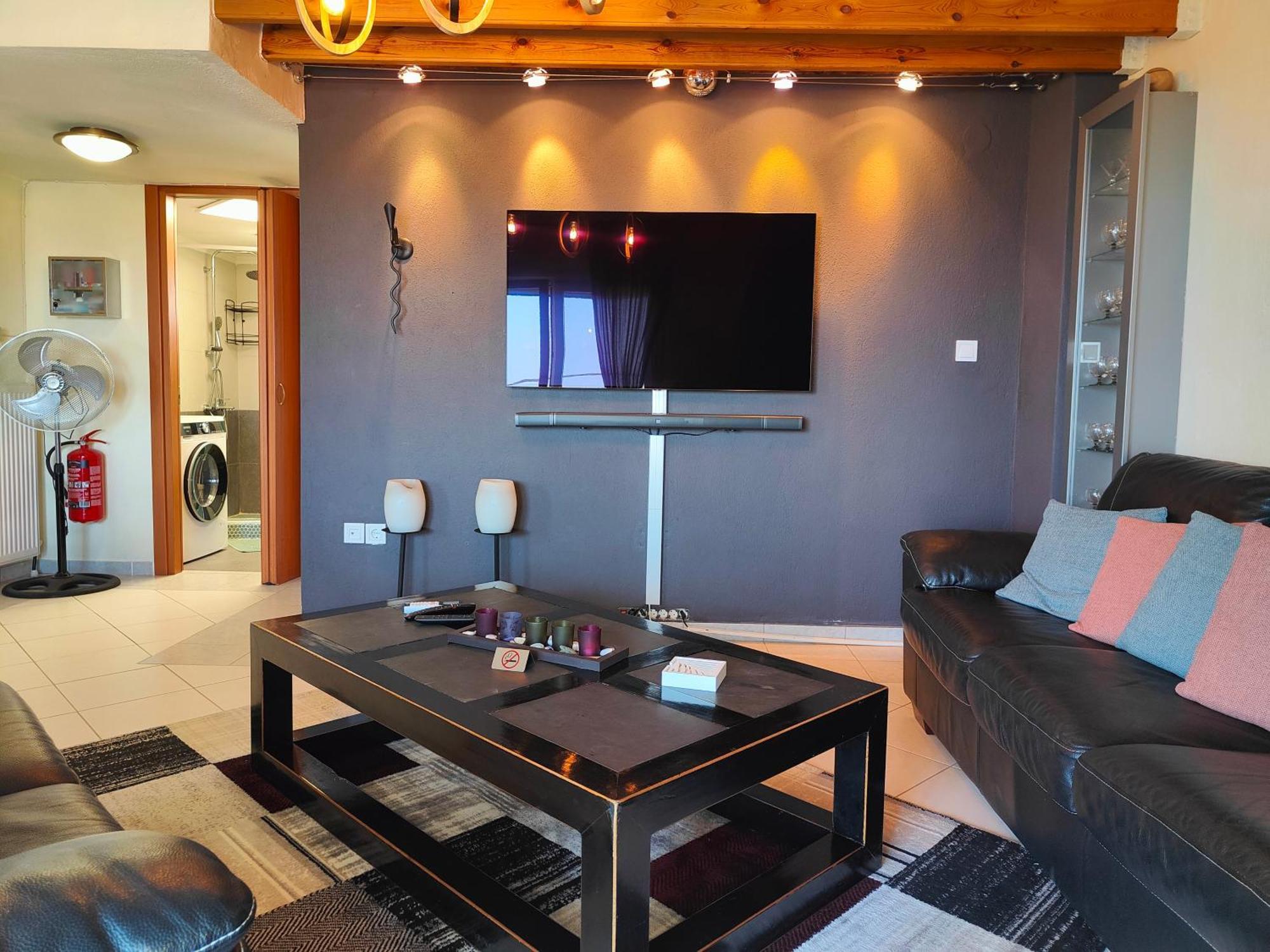George'S Modern Apartment Неа Плагия Екстериор снимка